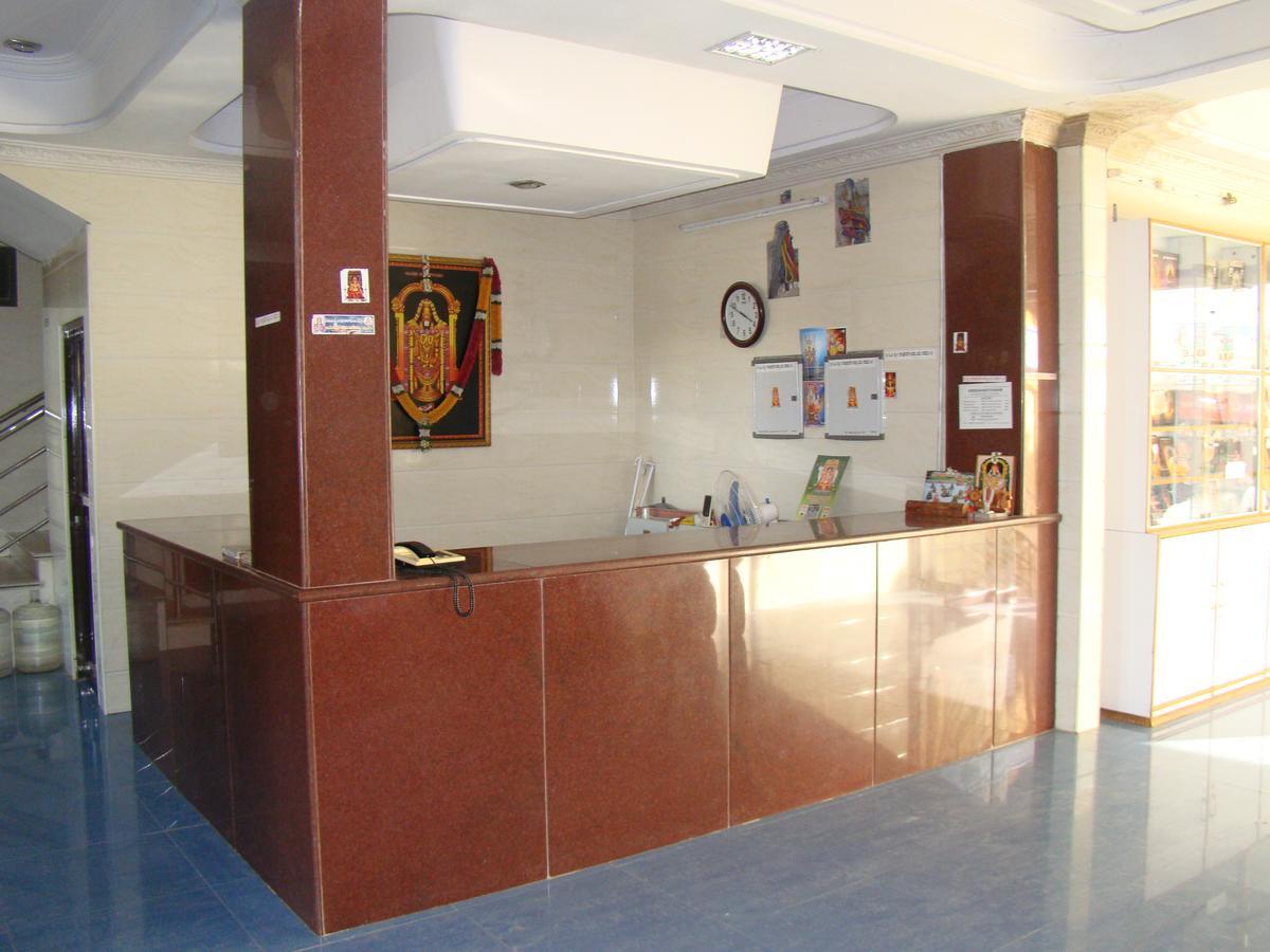 Sreeniketanam Lodge Mādhavaram Εξωτερικό φωτογραφία